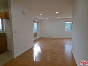 2337 W Gramercy Ave in Anaheim, CA - Building Photo - Building Photo