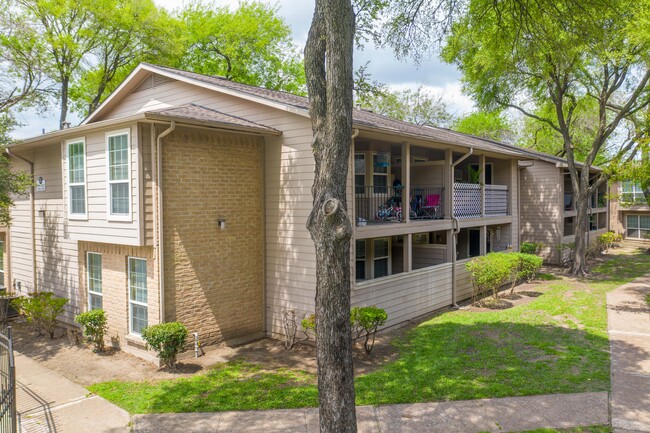 Summer Creek in Houston, TX - Foto de edificio - Building Photo