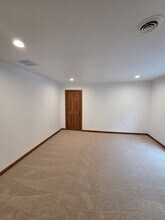 2904 Parkridge Ave in Marinette, WI - Foto de edificio - Building Photo