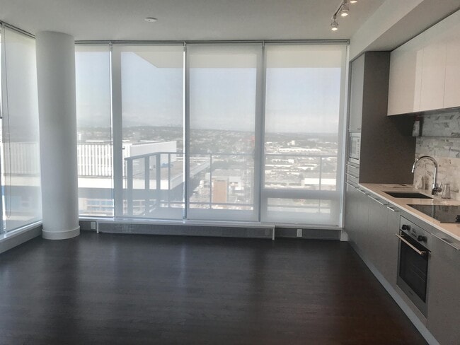 8131 Nunavut Ln in Vancouver, BC - Building Photo - Building Photo