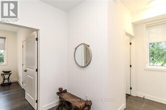 12 Beausoleil Ln in Blue Mountains, ON - Building Photo - Building Photo