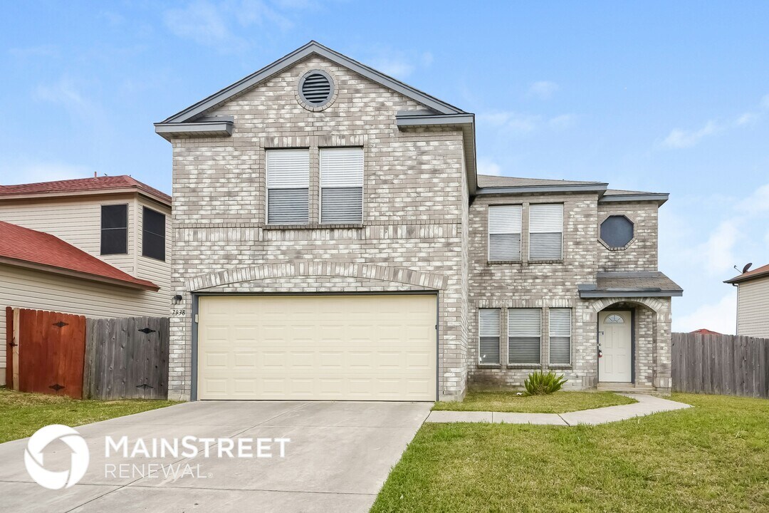 7938 Bronzerock Dr in San Antonio, TX - Building Photo