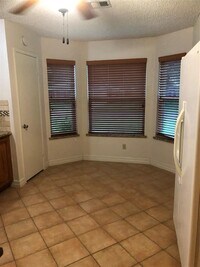 715 N Rock Dr photo'