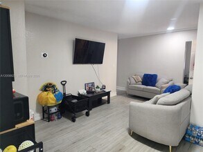 5431 NW 178th Terrace in Miami Gardens, FL - Building Photo - Building Photo