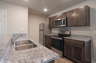 508 Raymond St in Killeen, TX - Building Photo - Building Photo