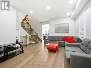 14 Deer Ridge Trail in Caledon, ON - Building Photo - Building Photo