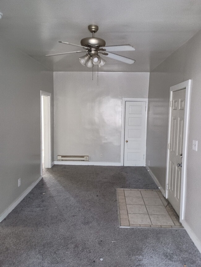 2237 Broadway St in Toledo, OH - Building Photo - Building Photo