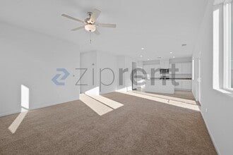 10512 Santana Ln in Stockton, CA - Building Photo - Building Photo