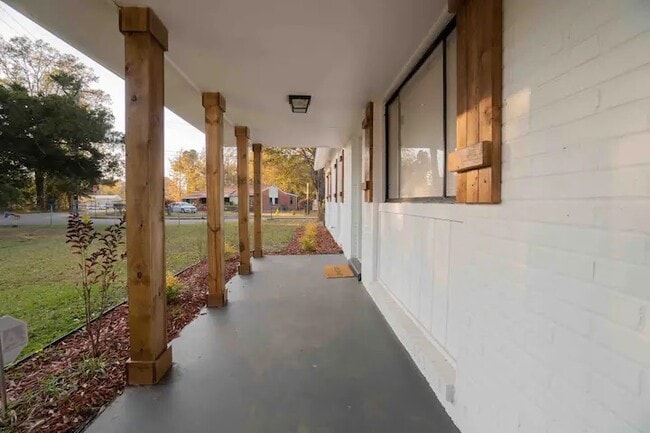 286 W Fleming Rd in Montgomery, AL - Foto de edificio - Building Photo