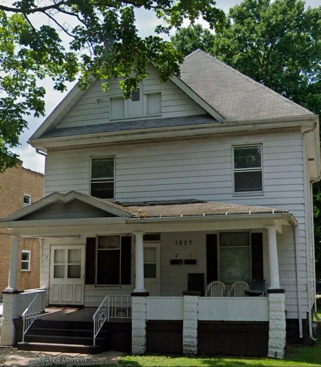 property at 1527 N Main St