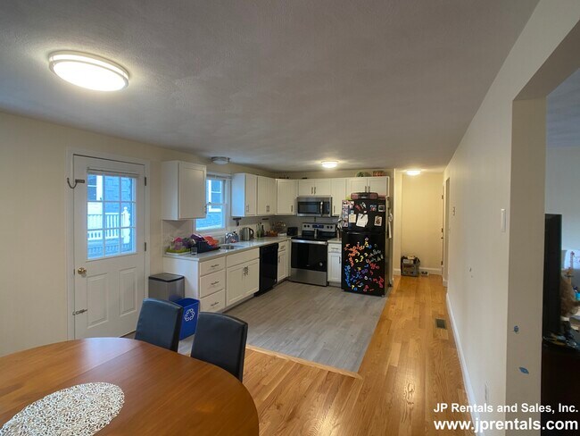 property at 28 Spring Park Ave