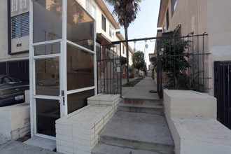 926 Fedora St in Los Angeles, CA - Building Photo - Building Photo