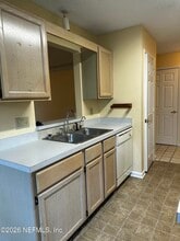 10942 Houndwell Way in Jacksonville, FL - Building Photo - Building Photo