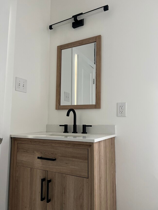 4004 Haverford Ave in Philadelphia, PA - Building Photo - Building Photo