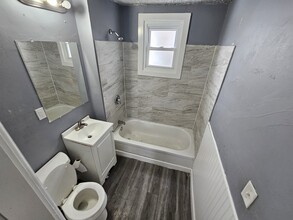 3133 N 42nd St in Milwaukee, WI - Building Photo - Building Photo
