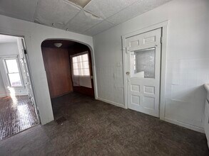 2401 E Main St in Danville, IL - Building Photo - Building Photo