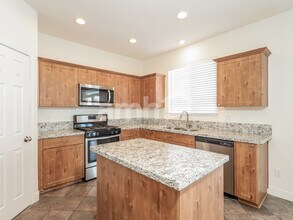 2712 Ineisa Ct in Sparks, NV - Building Photo - Building Photo