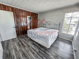 207 N Alameda St in Carlsbad, NM - Building Photo