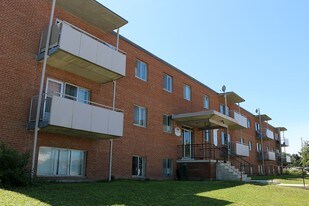 Bayfield Manor Apartments