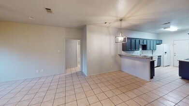 1621 Bagby Ave in Waco, TX - Building Photo - Building Photo