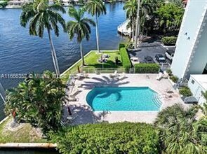 1881 Middle River Dr in Fort Lauderdale, FL - Building Photo - Building Photo