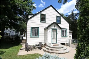 12 Mamanasco Rd in Carmel, NY - Building Photo