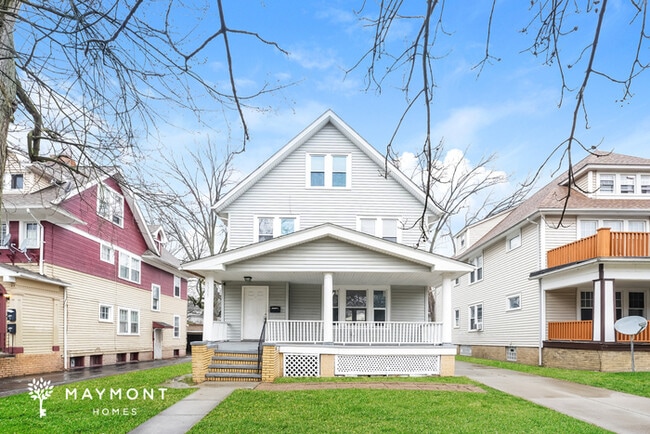 property at 3355 Desota Ave