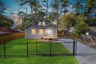 17507 Wild Oak Dr in Houston, TX - Building Photo