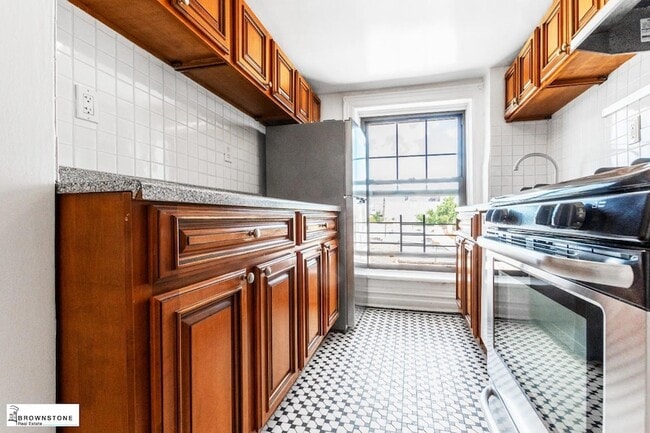 63 1st Pl, Unit 4 in Brooklyn, NY - Foto de edificio - Building Photo