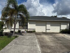 1415 SE 23rd Pl in Cape Coral, FL - Building Photo
