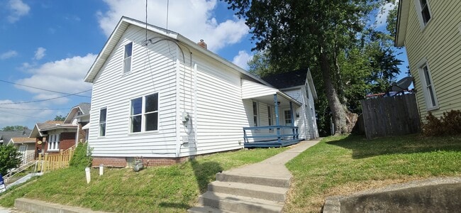 property at 244 E 32nd St