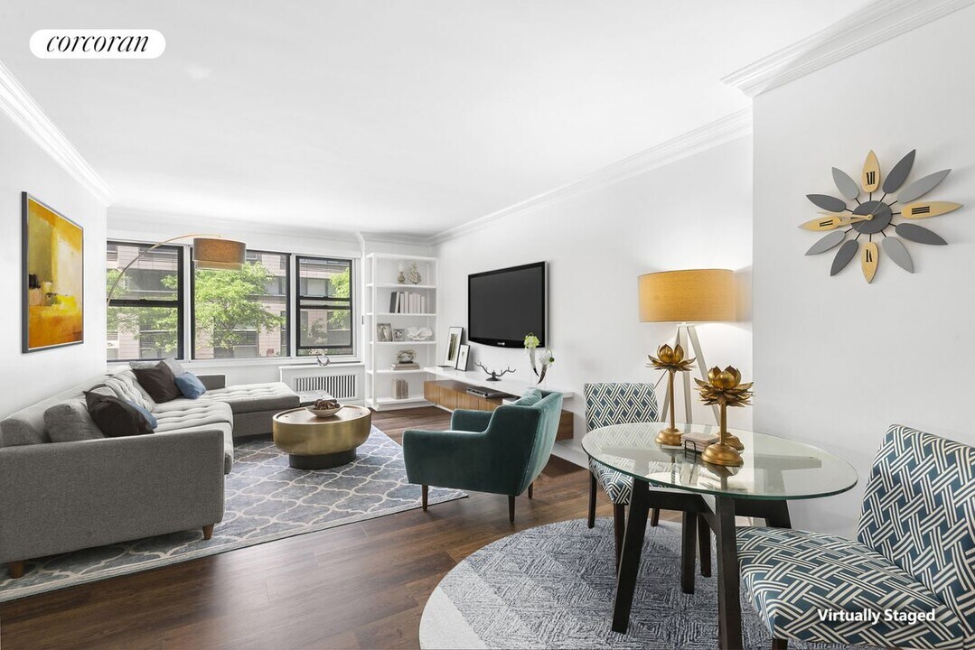 333 E 34th St in New York, NY - Building Photo