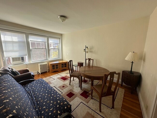 336 Harvard St, Unit #1