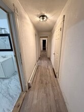 20 Lorraine St, Unit Floor 3 in Hartford, CT - Foto de edificio - Building Photo