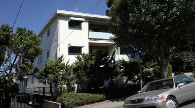 515 Vernon St in Oakland, CA - Foto de edificio - Building Photo