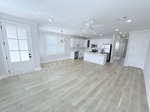 698 Miramar Ln in Oxford, MS - Building Photo - Building Photo