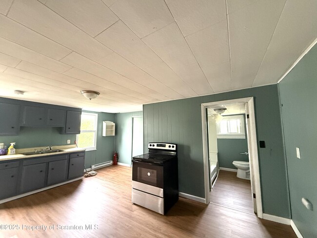 755 Main St in Sugar Notch, PA - Building Photo - Building Photo