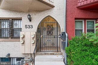 533 Florida Ave NW in Washington, DC - Building Photo - Building Photo