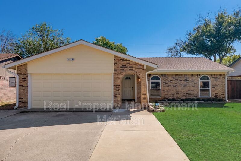 432 Pearl St in Keller, TX - Building Photo