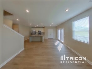 105 Davenport Dr in Murfreesboro, TN - Foto de edificio - Building Photo