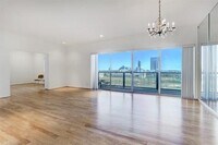 2929 Buffalo Speedway photo'