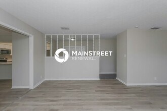 2204 Tanglewood Way in Brandon, FL - Building Photo - Building Photo