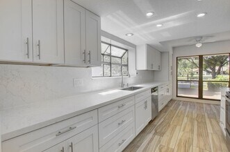 6725 Lago Vista Ter in Boca Raton, FL - Foto de edificio - Building Photo