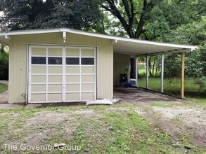 513 2nd Ave in Iowa City, IA - Building Photo - Building Photo