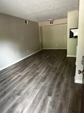 728 Memorial Mews St in Houston, TX - Building Photo - Building Photo