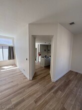 6413 Morley Ave in Las Vegas, NV - Building Photo - Building Photo