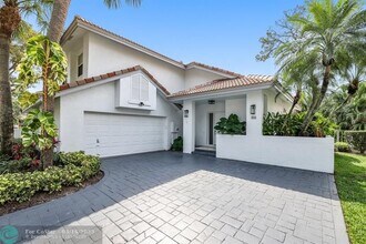 2044 NW 52nd St in Boca Raton, FL - Building Photo - Building Photo