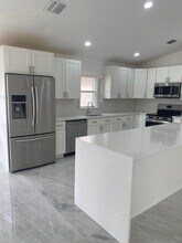 8764 Chunnel Dr in Boca Raton, FL - Building Photo - Building Photo