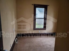 407 N Elm Ave in Owatonna, MN - Building Photo - Building Photo