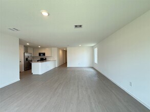 29030 Grazing Plns Ln in Hockley, TX - Foto de edificio - Building Photo